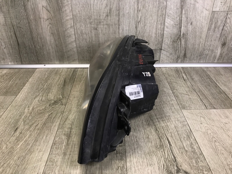 Фара правая SORENTO BL 02-09