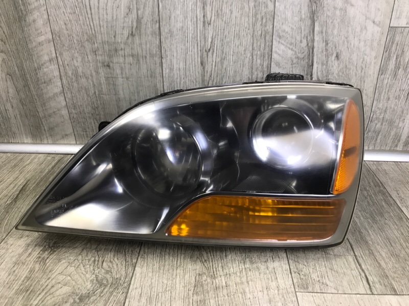 Фара левая KIA SORENTO BL 02-09 2006-2009 921013E540 Б/У