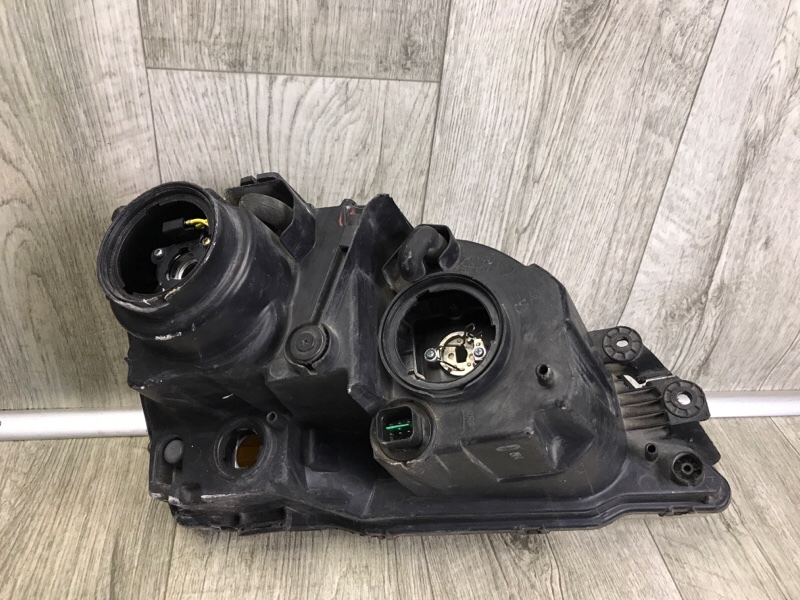 Фара левая SORENTO BL 02-09 2006-2009