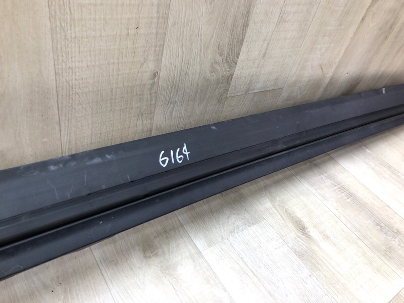 Накладка порога наружная правая ESCAPE 19 - 2020 C15FDOS Накладка порога наружная правая ESCAPE 19 - 2020 C15FDOS