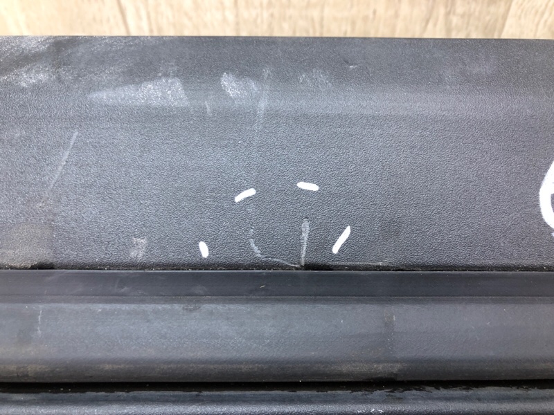 Накладка порога наружная правая ESCAPE 19 - 2020 C15FDOS Накладка порога наружная правая ESCAPE 19 - 2020 C15FDOS