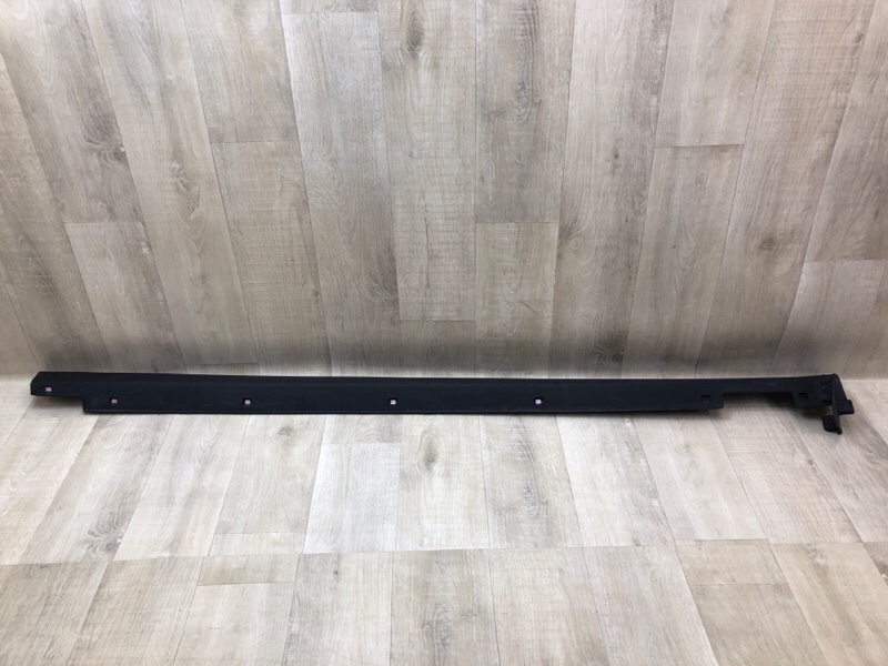 Накладка порога наружная левая SORENTO UM 14- 2017 2.4 G4KJ Накладка порога наружная левая SORENTO UM 14- 2017 2.4 G4KJ