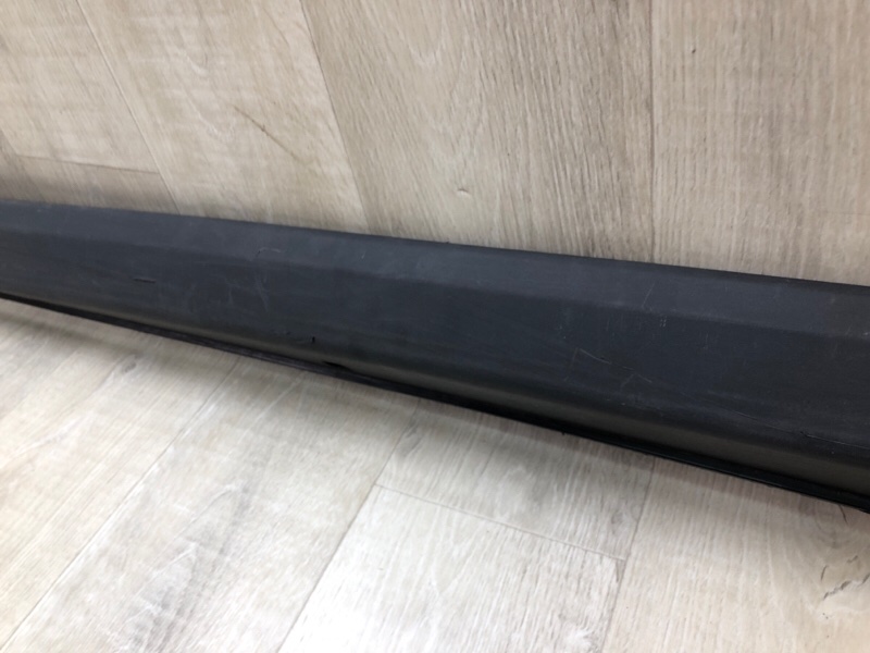 Накладка порога наружная левая SORENTO UM 14- 2017 2.4 G4KJ Накладка порога наружная левая SORENTO UM 14- 2017 2.4 G4KJ