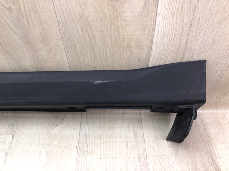 Накладка порога наружная левая SORENTO UM 14- 2017 2.4 G4KJ Накладка порога наружная левая SORENTO UM 14- 2017 2.4 G4KJ