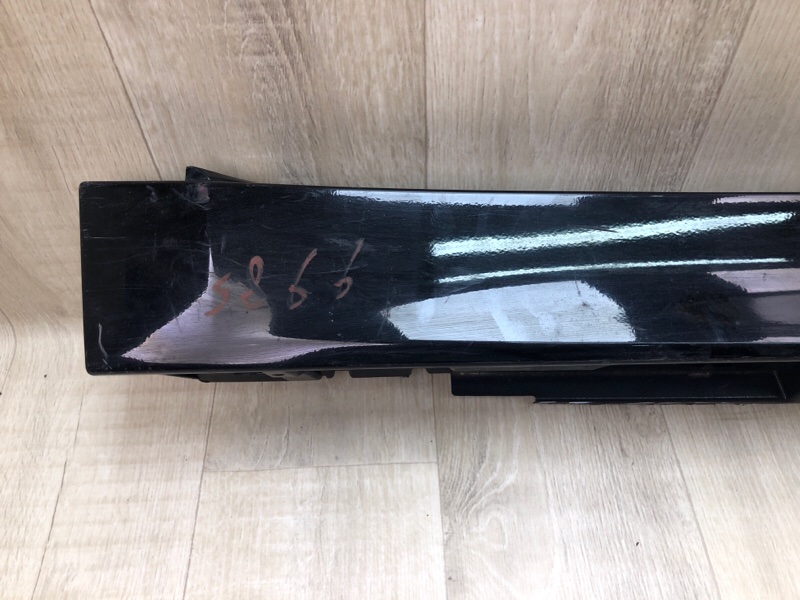 Накладка порога наружная правая LEGACY BN 14-18 2014 2.5 FB25B