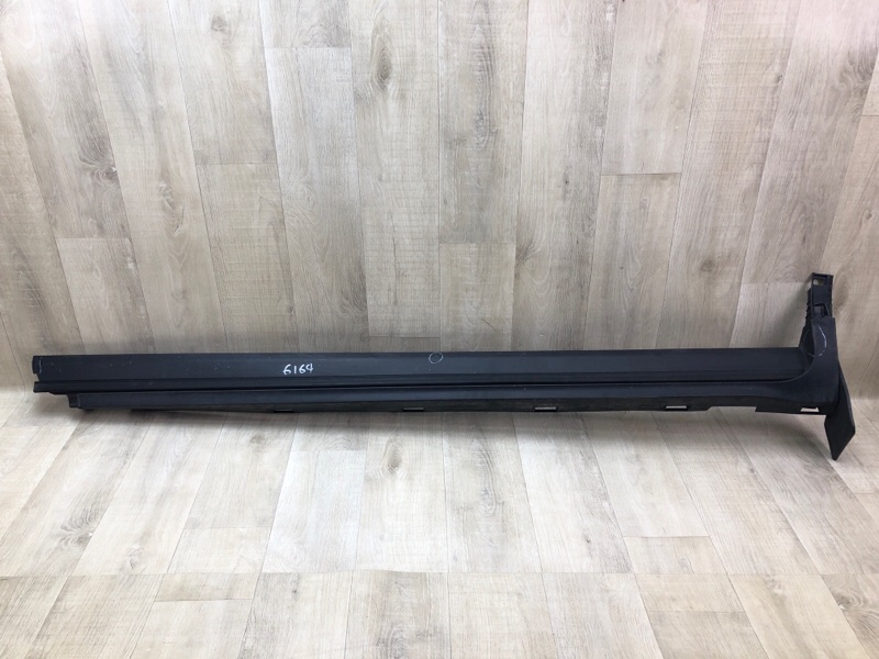 Накладка порога наружная левая FORD ESCAPE 19 - 2020 C15FDOS LJ6Z-7810177-AA Б/У