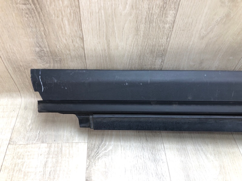 Накладка порога наружная левая ESCAPE 19 - 2020 C15FDOS