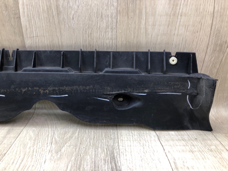 Кронштейн порога левый TESLA MODEL Y 19-