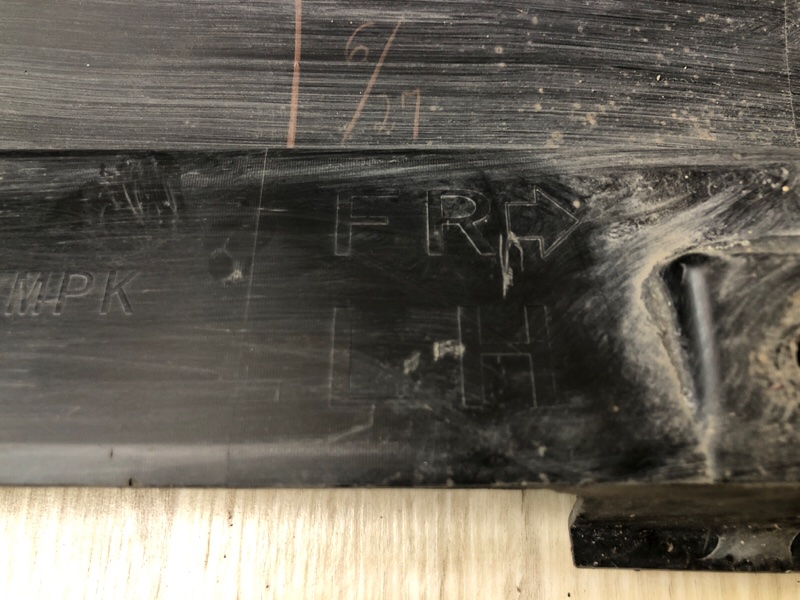 Накладка порога наружная левая FX/QX70 S51 08-17 2011 3.5 VQ35HR Накладка порога наружная левая FX/QX70 S51 08-17 2011 3.5 VQ35HR