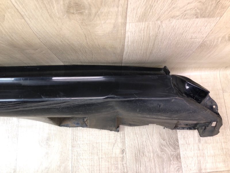 Накладка порога наружная правая FOCUS 10-18 Накладка порога наружная правая FOCUS 10-18