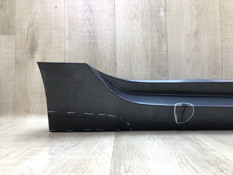 Накладка порога наружная правая PRIUS 16- 2016 1.8 2ZRFXE