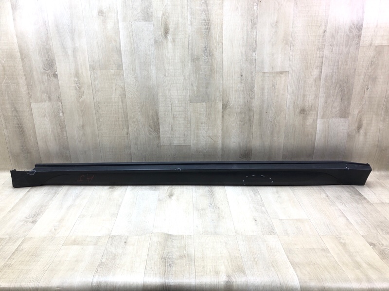 Накладка порога наружная левая HYUNDAI TUCSON TL 15-20 2015 G4FJ 1.6 87751D3100RAG Б/У