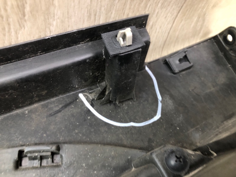 Накладка порога наружная левая TUCSON TL 15-20 2015 G4FJ 1.6