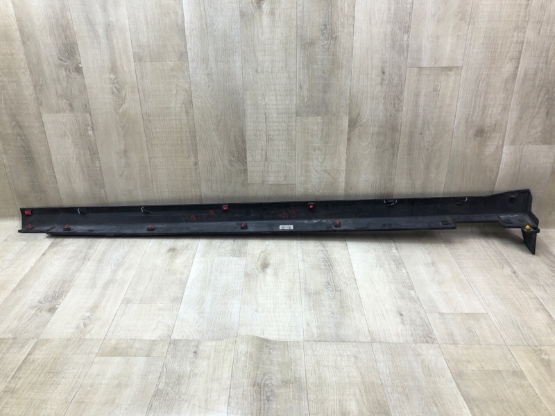 Накладка порога наружная правая SORENTO UM 14- 2017 2.4 G4KJ Накладка порога наружная правая SORENTO UM 14- 2017 2.4 G4KJ