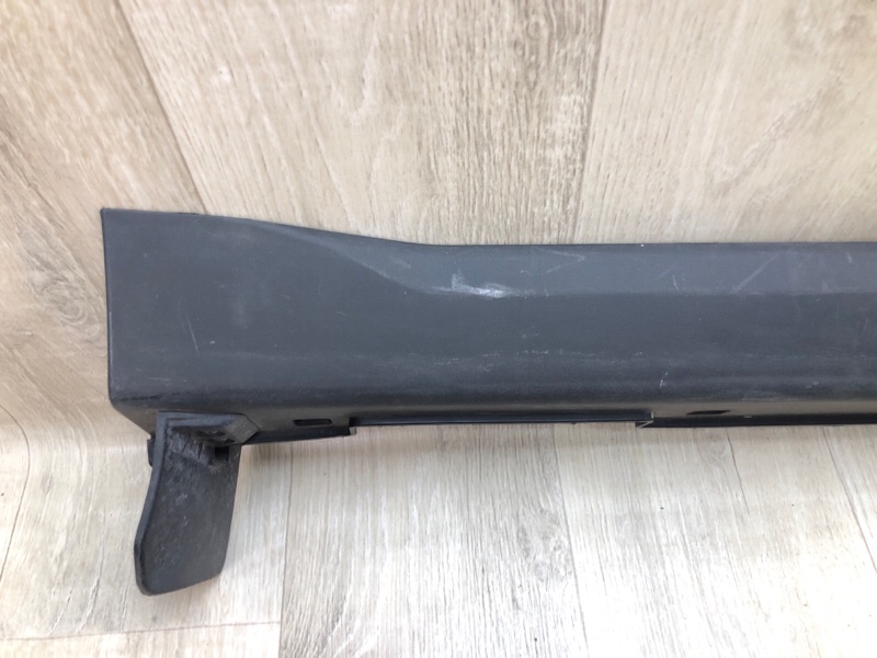 Накладка порога наружная правая SORENTO UM 14- 2017 2.4 G4KJ Накладка порога наружная правая SORENTO UM 14- 2017 2.4 G4KJ