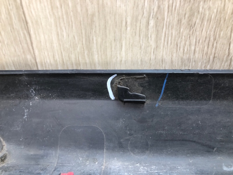 Накладка порога наружная правая SORENTO UM 14- 2017 2.4 G4KJ Накладка порога наружная правая SORENTO UM 14- 2017 2.4 G4KJ