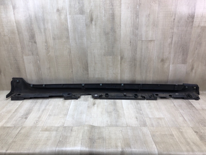 Накладка порога наружная левая PRIUS 16- 2016 1.8 2ZRFXE