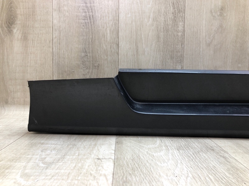 Накладка порога наружная левая PRIUS 16- 2016 1.8 2ZRFXE