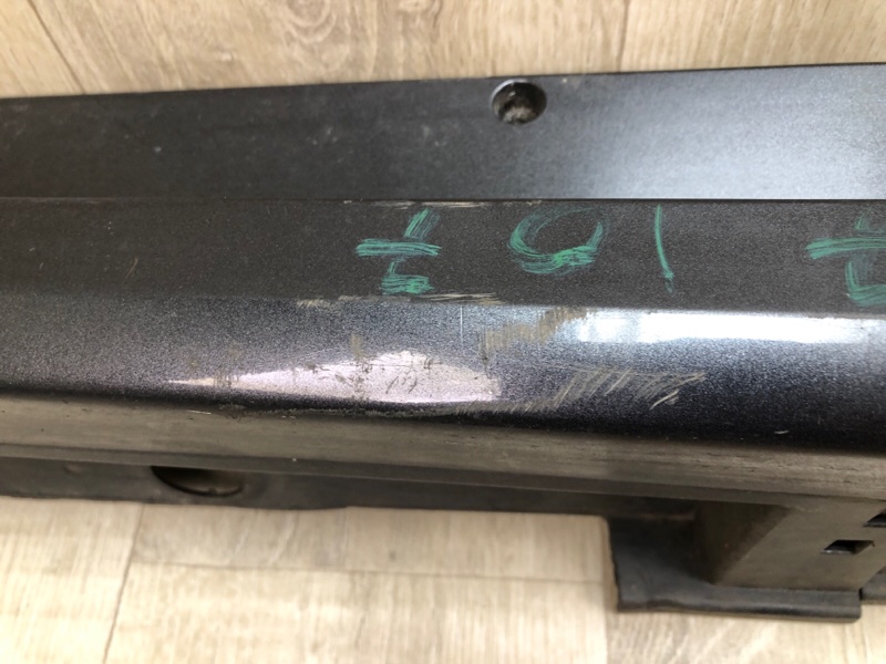 Накладка порога наружная левая PRIUS 16- 2016 1.8 2ZRFXE