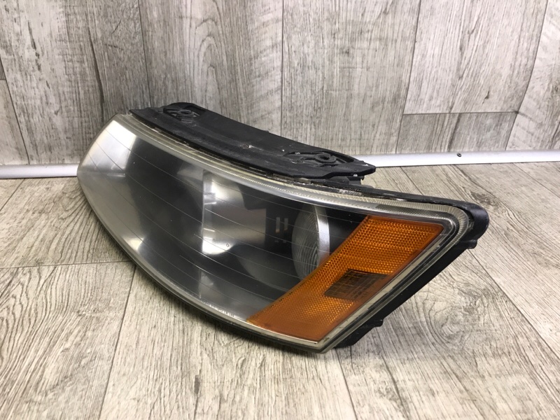 Фара левая HYUNDAI SONATA NF 04-10