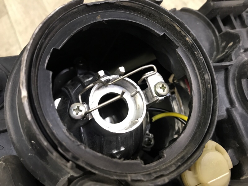 Фара левая SONATA NF 04-10