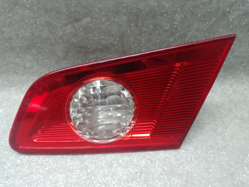 Фонарь внутренний правый INFINITI G35 03-07 2006 Седан 3.5 26540AC500 Б/У