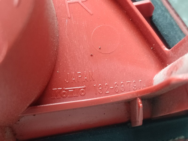 Фонарь внутренний правый G35 03-07 2006 Седан 3.5