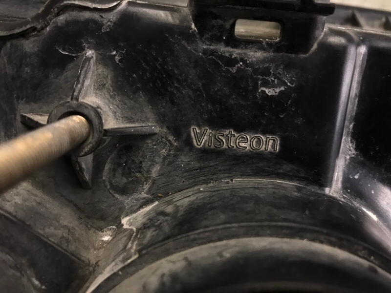 Фара левая EXPEDITION 03-06 Фара левая EXPEDITION 03-06