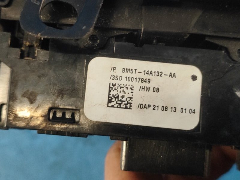 Блок управления стеклоподъемниками FOCUS 10-18 Блок управления стеклоподъемниками FOCUS 10-18