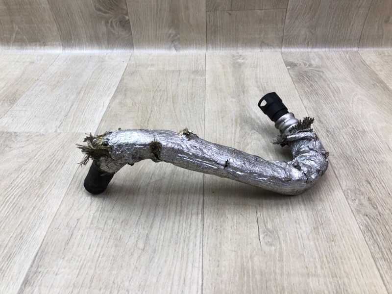 Патрубок радиатора печки H3 05-10 2006 L52 3.5 L Патрубок радиатора печки H3 05-10 2006 L52 3.5 L