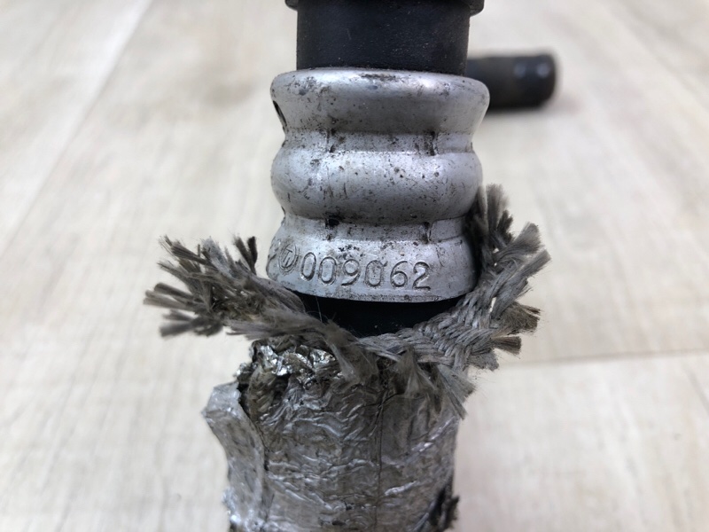 Патрубок радиатора печки H3 05-10 2006 L52 3.5 L Патрубок радиатора печки H3 05-10 2006 L52 3.5 L