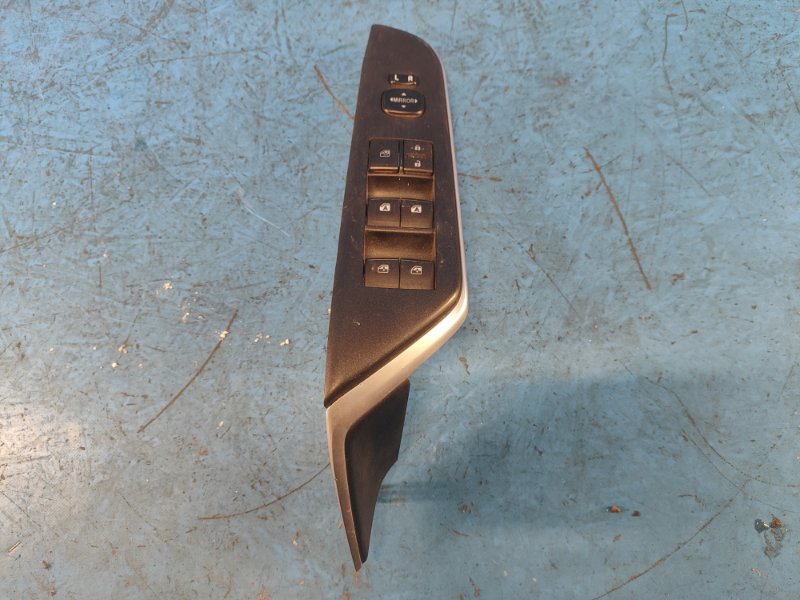 Запчасть блок управления стеклоподъемниками передний левый TOYOTA CAMRY 50 12-15 84820-06120 Б/У Блок управления стеклоподъемниками передний левый TOYOTA CAMRY 50 12-15 84820-06120 Б/У