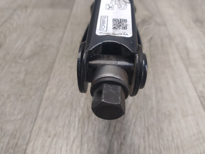 Домкрат ESCAPE 12-19 2018 T15HDTX Домкрат ESCAPE 12-19 2018 T15HDTX