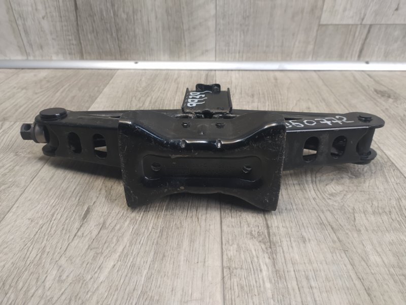 Домкрат ESCAPE 12-19 2018 T15HDTX Домкрат ESCAPE 12-19 2018 T15HDTX