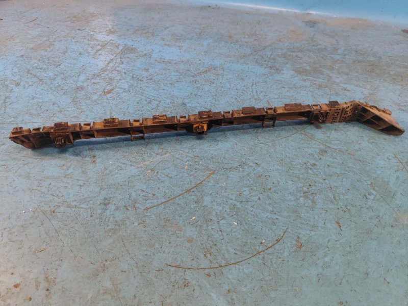 Кронштейн заднего бампера правый ACCORD CR 13-18 2014 2.4 Кронштейн заднего бампера правый ACCORD CR 13-18 2014 2.4