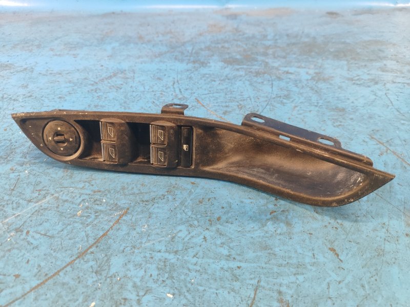 Блок управления стеклоподъемниками FORD FOCUS 10-18 2017 2.0 C20HDEX F1ET14A132AC Б/У