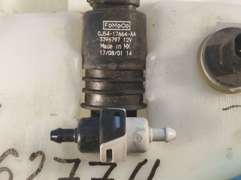 Бачок омывателя ESCAPE 12-19 2018 T15HDTX