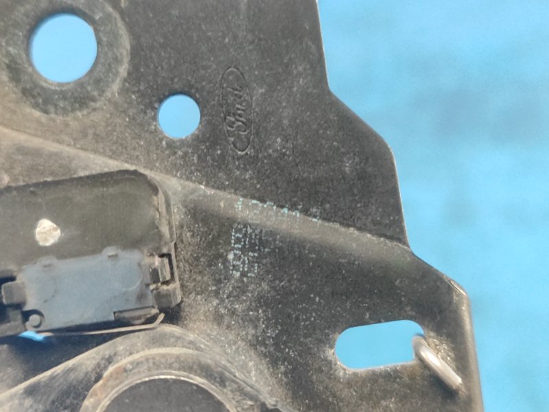 Замок капота ESCAPE 12-19 2014 T20HDTX Замок капота ESCAPE 12-19 2014 T20HDTX