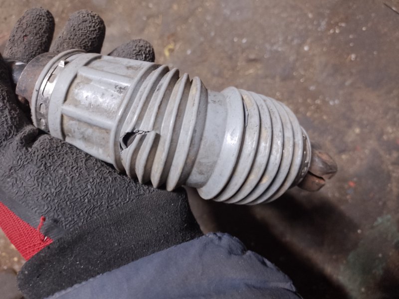 Рулевой карданчик IS250/350 05-13