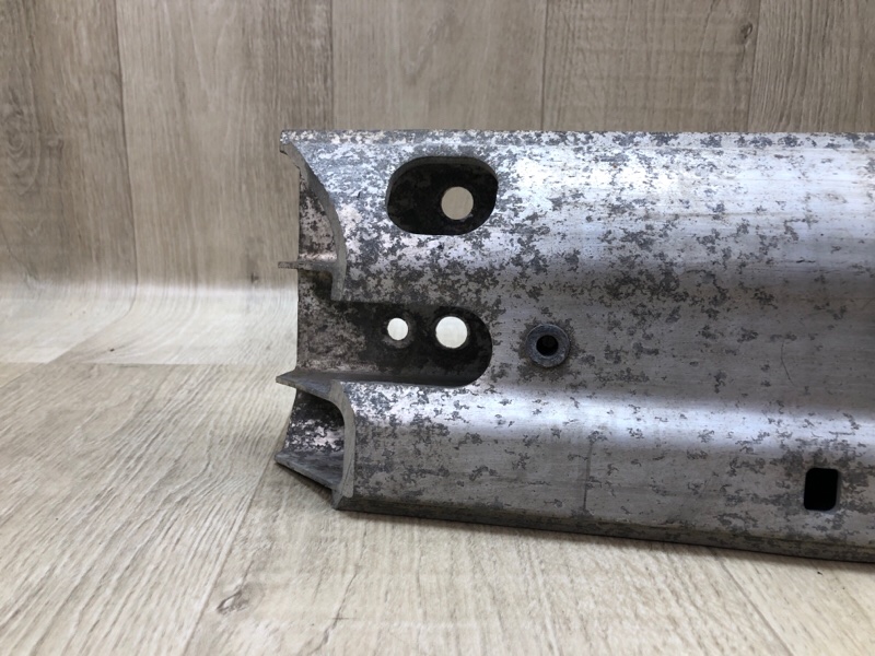 Усилитель заднего бампера CAMRY 40 06-11 2009 2.4 2AZFXE