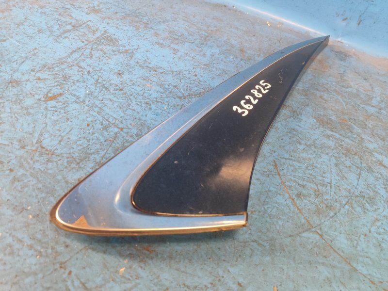 Накладка кузова задняя правая CAMRY 55 14-17 2014 2.5 2ARFE Накладка кузова задняя правая CAMRY 55 14-17 2014 2.5 2ARFE