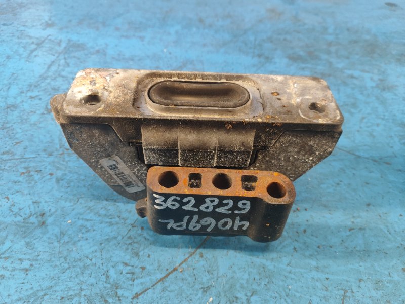 Подушка двигателя правая DODGE JOURNEY 08-20 2016 2.4 ED3 05147130AE Б/У