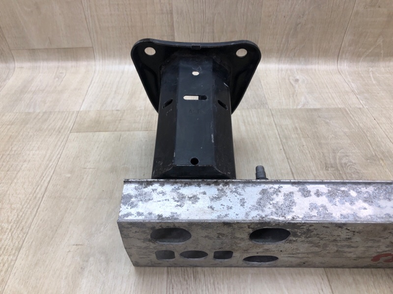 Усилитель заднего бампера PRIUS 16- 2017 1.8 2ZRFXE Усилитель заднего бампера PRIUS 16- 2017 1.8 2ZRFXE