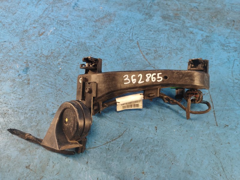 Запчасть кронштейн крепления фары левый HYUNDAI ELANTRA AD 16- 2016 2.0 G4NH 64118-F2000 Б/У Кронштейн крепления фары левый HYUNDAI ELANTRA AD 16- 2016 2.0 G4NH 64118-F2000 Б/У