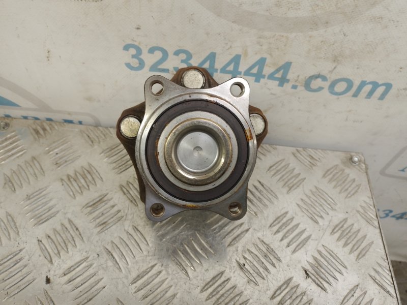 Ступица задняя правая SUZUKI KIZASHI 09-14