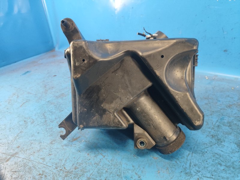 Корпус воздушного фильтра CAMRY 55 14-17 2014 2.5 2ARFE Корпус воздушного фильтра CAMRY 55 14-17 2014 2.5 2ARFE