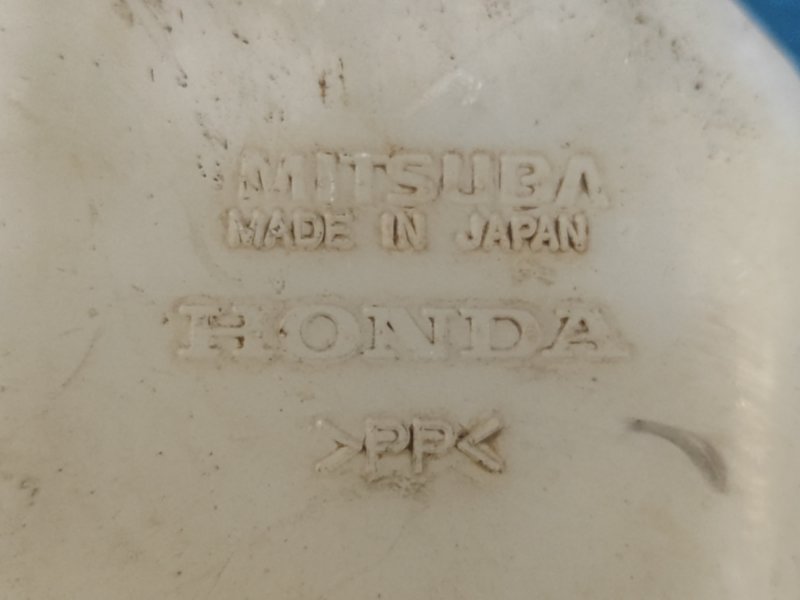 Бачок омывателя CIVIC 4D 06-11 Бачок омывателя CIVIC 4D 06-11