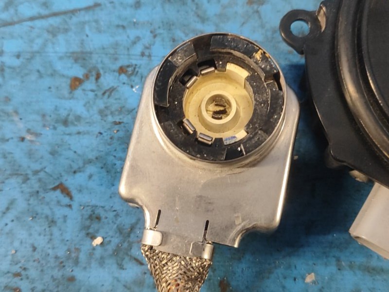 Блок розжига ксенона INFINITI QX60/JX35 12-20 Блок розжига ксенона INFINITI QX60/JX35 12-20