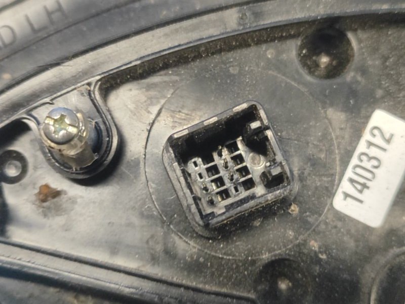 Зеркало левое ACCENT MC 06-10