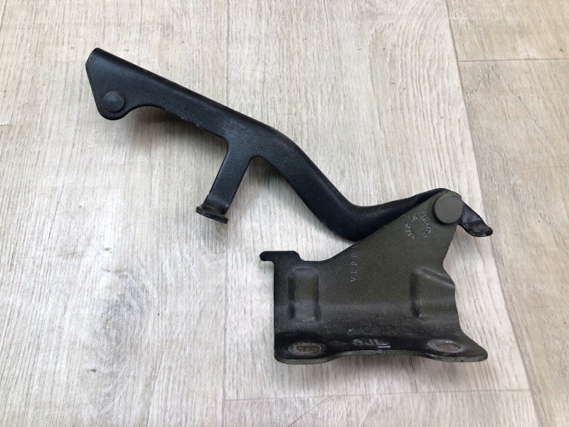 Запчасть петля капота левая INFINITI QX60/JX35 12-20 2014 2.5 QR25DER 654013JA0A Б/У Петля капота левая INFINITI QX60/JX35 12-20 2014 2.5 QR25DER 654013JA0A Б/У